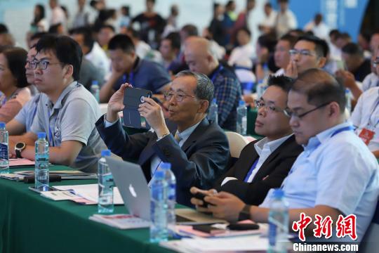 研討會(huì)現(xiàn)場(chǎng)圖?！■暮陚?攝