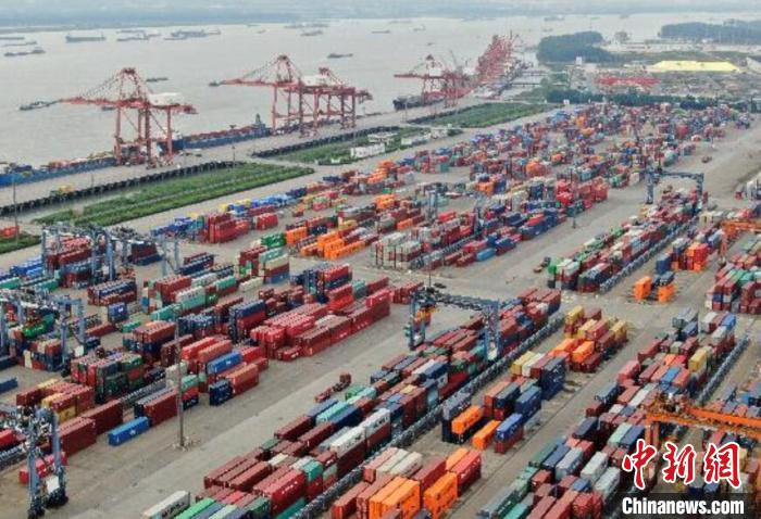 精準(zhǔn)對接各行業(yè)復(fù)產(chǎn)需求南京多部門聯(lián)動(dòng)“輸血”減負(fù)