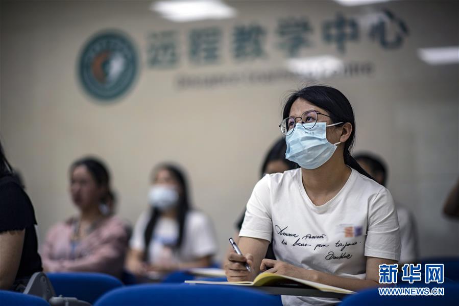 (新華全媒頭條·走向我們的小康生活·決戰(zhàn)決勝脫貧攻堅(jiān)·圖文互動(dòng))(7)決戰(zhàn)烏蒙——中國(guó)消除千年貧困的一個(gè)縮影