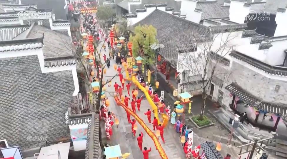 焦點(diǎn)訪談:中國(guó)經(jīng)濟(jì)亮眼開(kāi)局 系列舉措力保消費(fèi)恢復(fù)勢(shì)頭